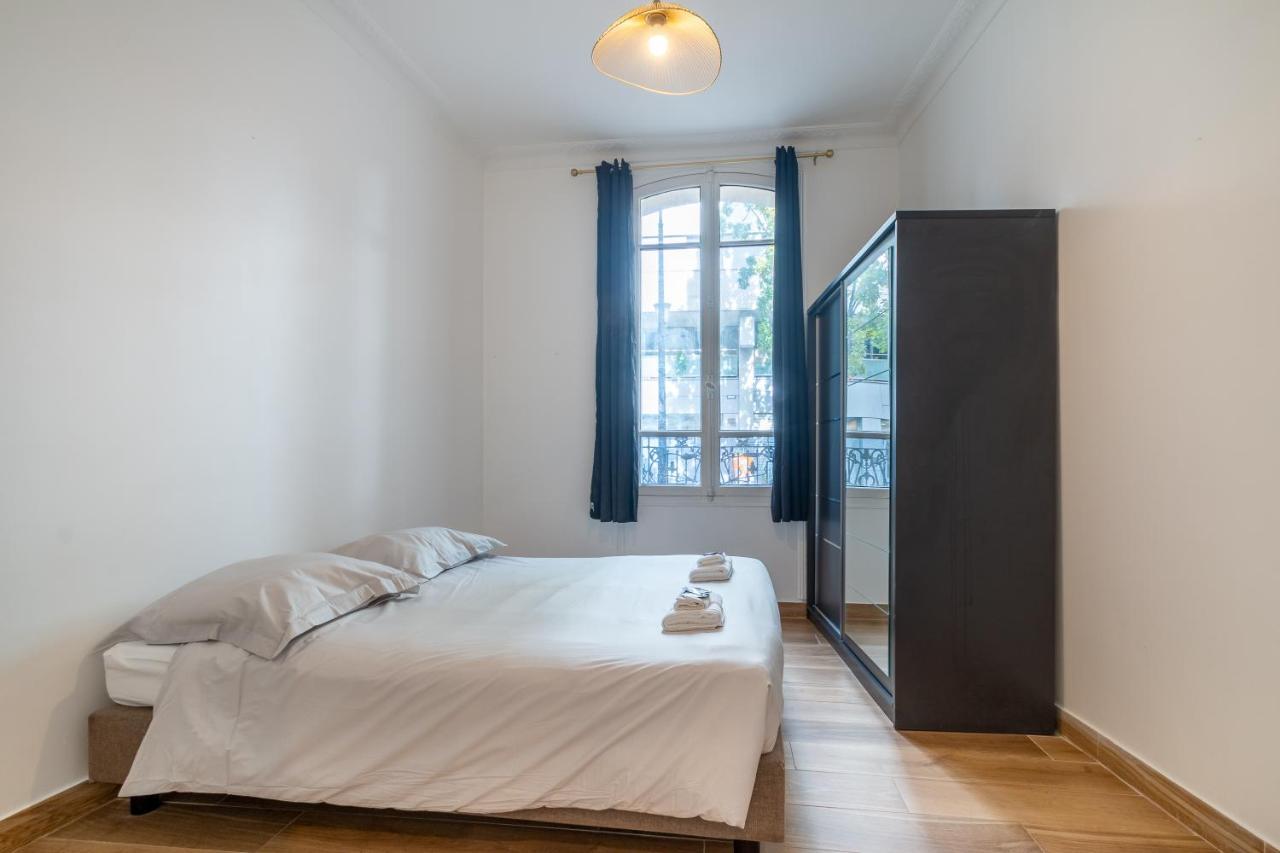 Appartement Metro Alexandre Dumas París Exterior foto