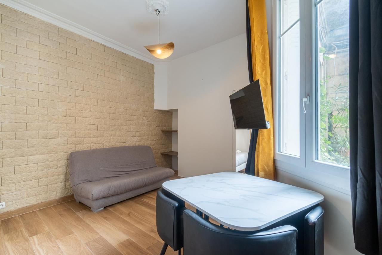 Appartement Metro Alexandre Dumas París Exterior foto